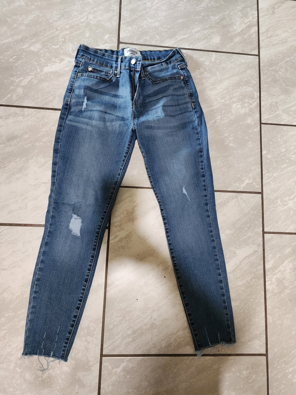 Denizen from Levi's Women’s Skinny Jeans - Medium Blue Wash
